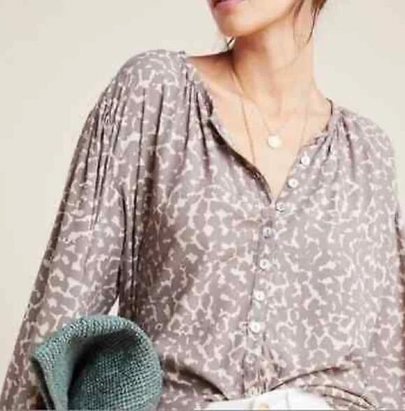 Anthropologie Tops - Anthropologie Beachgold Mirage Sana Button Down Shirt Dune Animal Print Blouse S